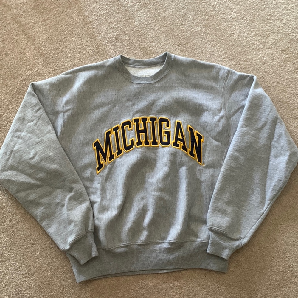VINTAGE UNISEX Oversized Michigan crewneck!